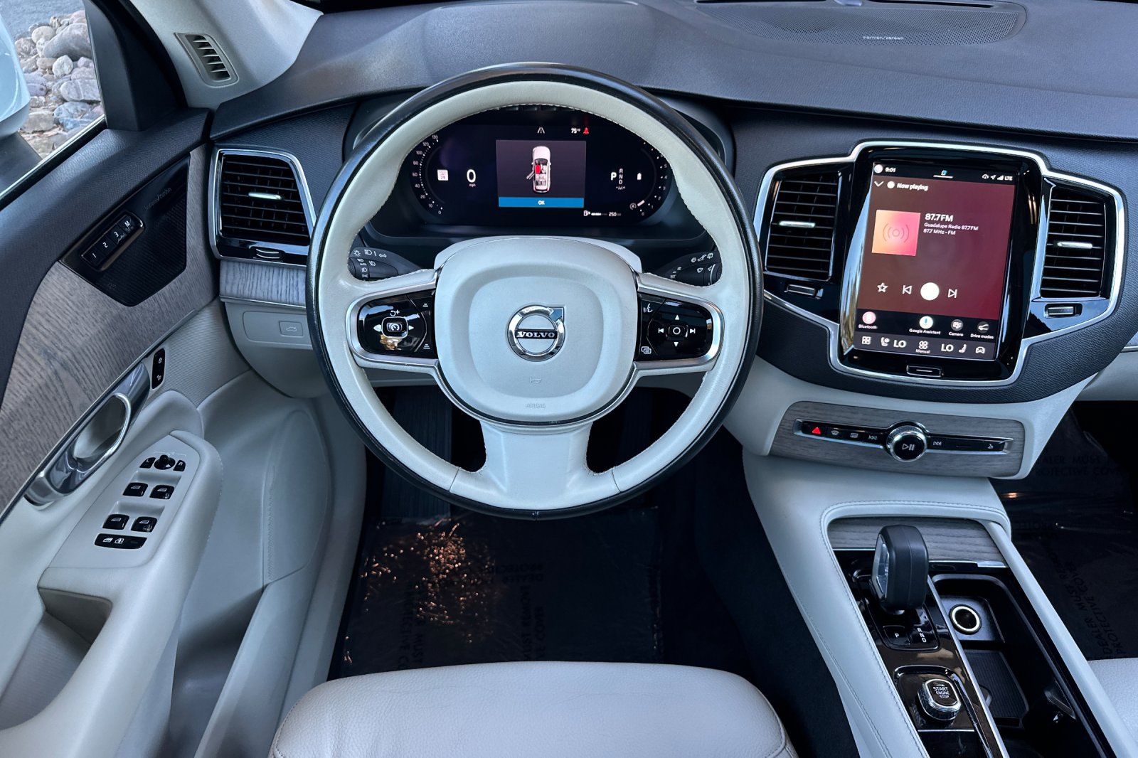 Certified 2023 Volvo XC90 B6 Plus w/ Protection Package Premier AWD/4WD image 16