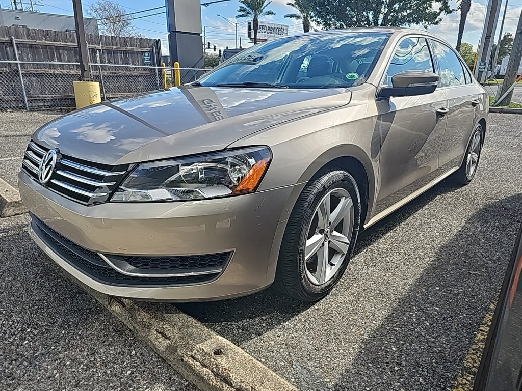 Used 2015 Volkswagen Passat 1.8T SE