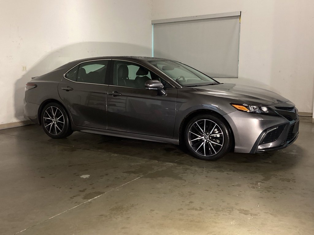 Certified 2024 Toyota Camry SE image 8