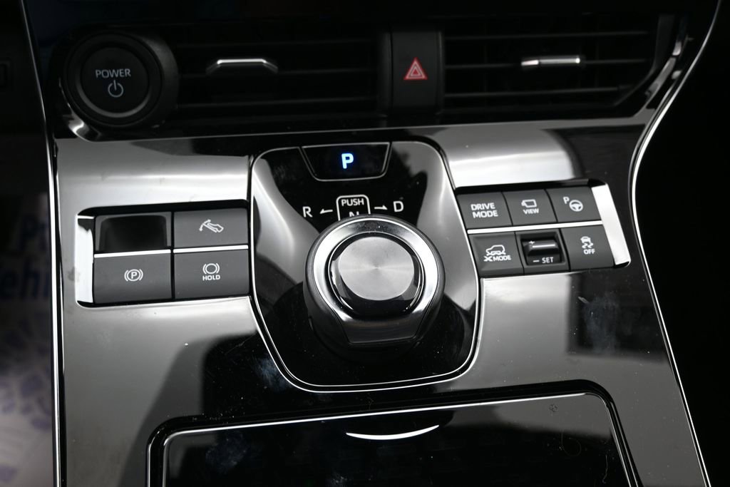 Used 2023 Subaru Solterra AWD image 27