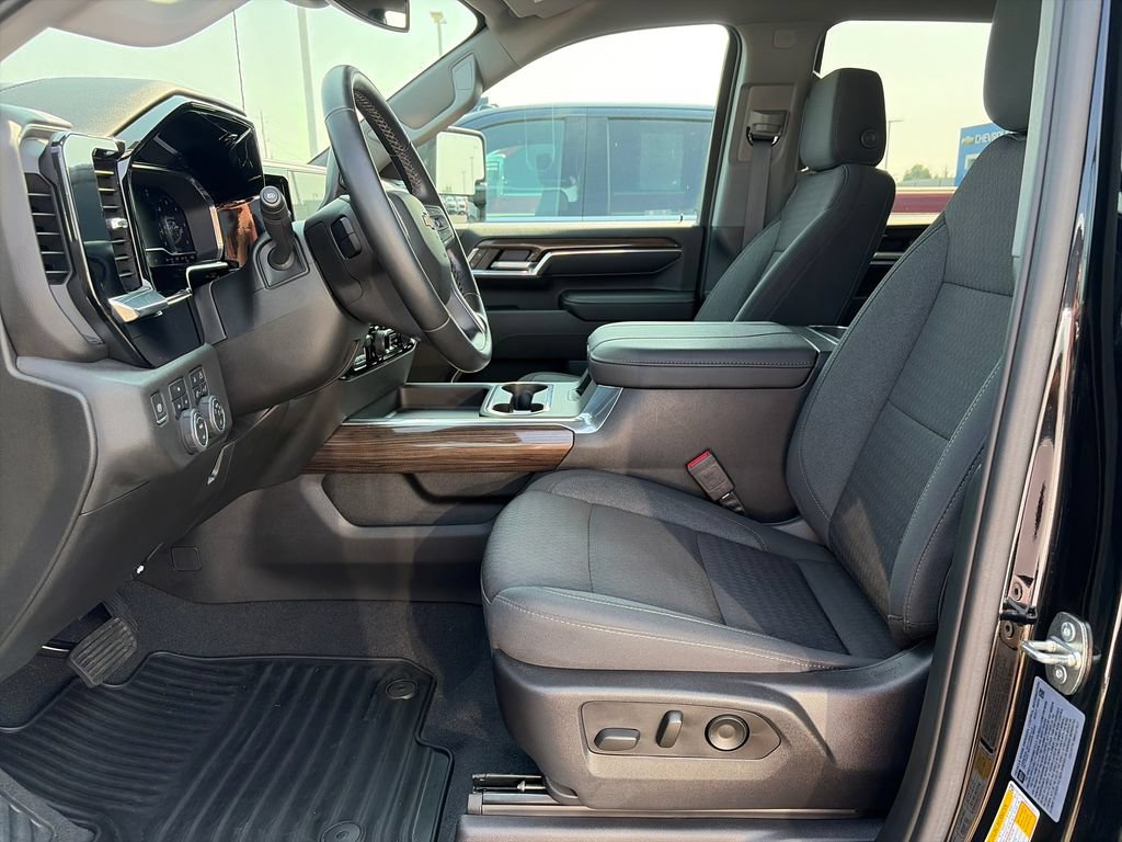 Used 2024 Chevrolet Silverado 3500 LT w/ All Star Edition AWD/4WD image 12
