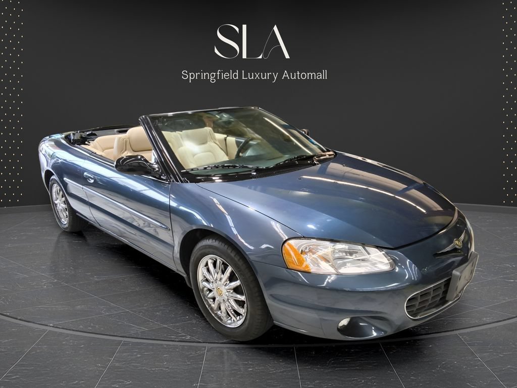 Used 2002 Chrysler Sebring Limited FWD image 2