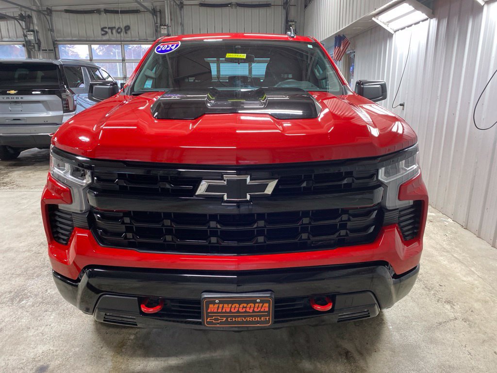 Used 2024 Chevrolet Silverado 1500 LT Trail Boss w/ Protection Package AWD/4WD image 6