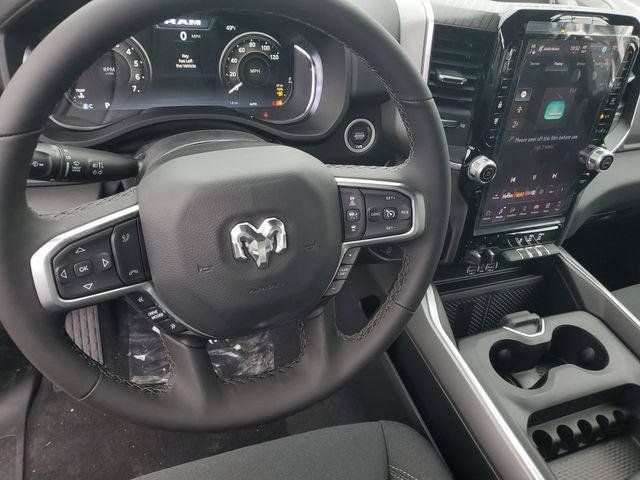 New 2026 RAM 1500 Big Horn AWD/4WD image 18