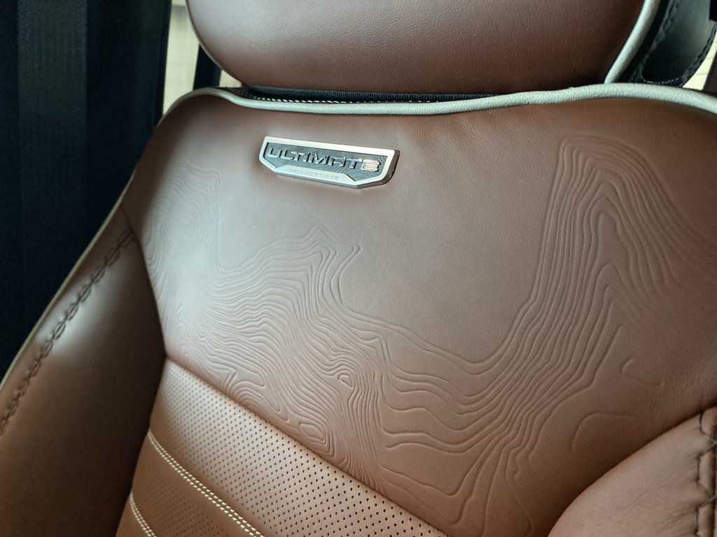 New 2025 GMC Sierra 3500 Denali Ultimate image 38