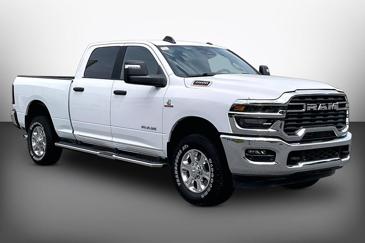 Used 2025 RAM 2500 Big Horn AWD/4WD image 2