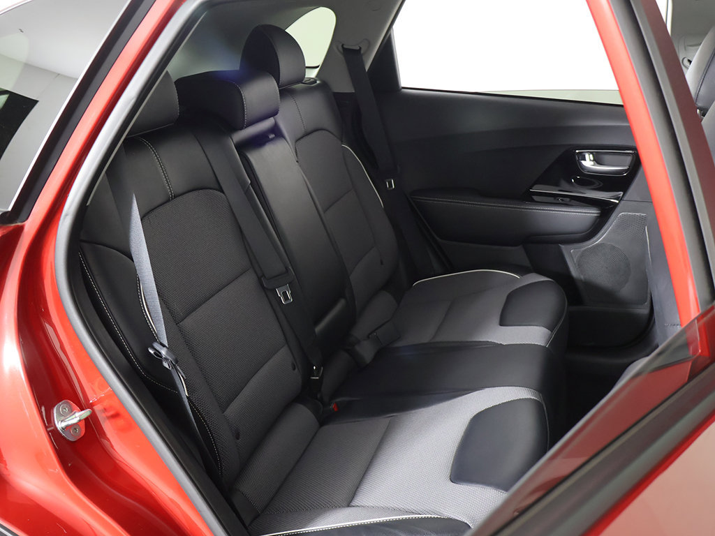 Used 2022 Kia Niro EX FWD image 33