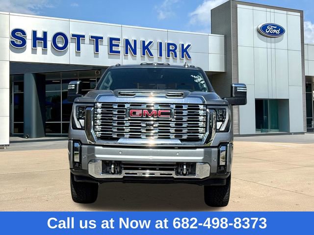Used 2024 GMC Sierra 2500 Denali w/ Denali Reserve Package image 2