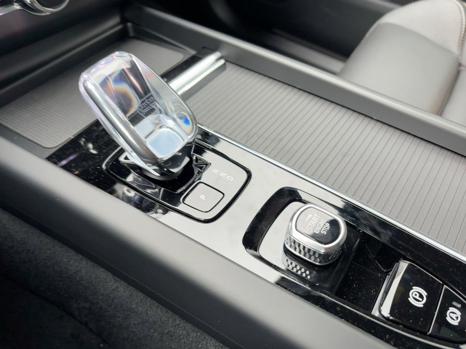 New 2026 Volvo XC60 T8 Polestar w/ Protection Package image 18