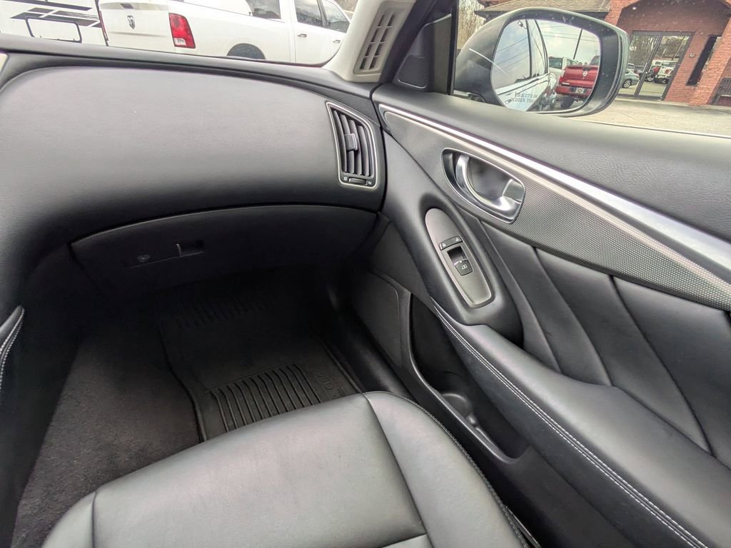 Used 2014 INFINITI Q50 2.0t w/ Moonroof Package image 15