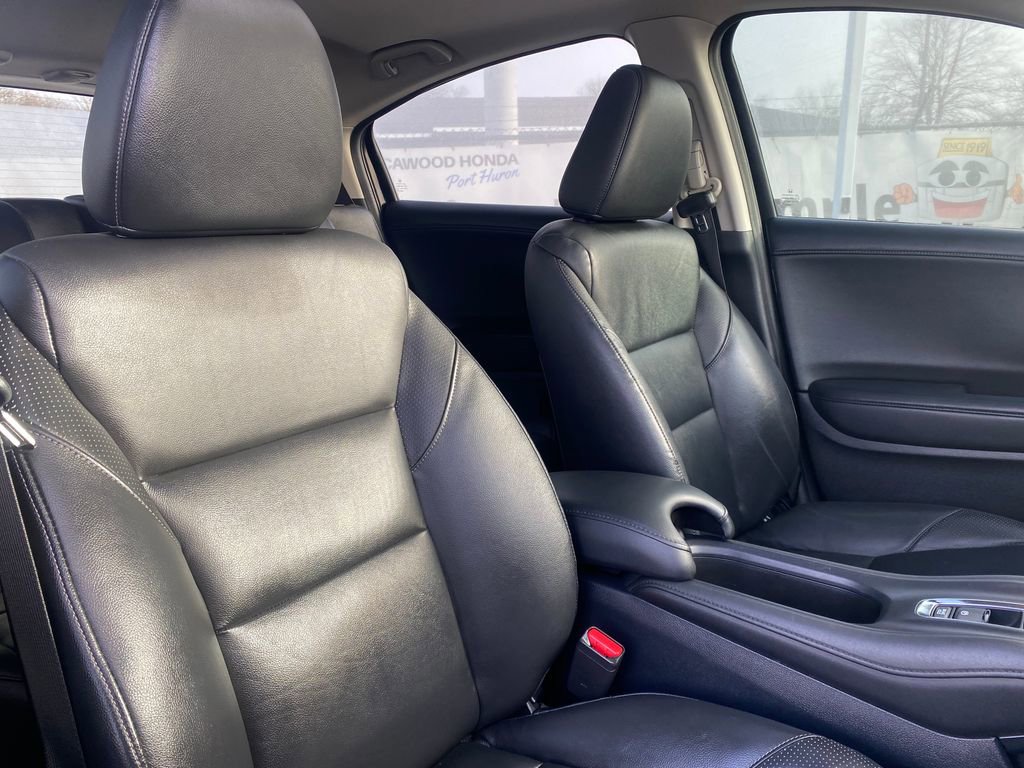 Used 2017 Honda HR-V EX-L image 17