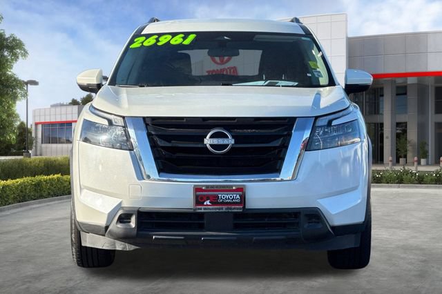 Used 2024 Nissan Pathfinder SV AWD/4WD image 10