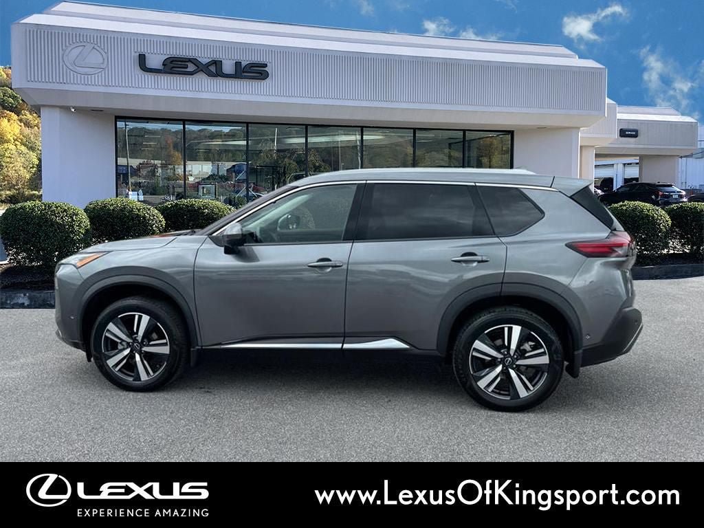 Used 2023 Nissan Rogue SL w/ SL Premium Package AWD/4WD image 2