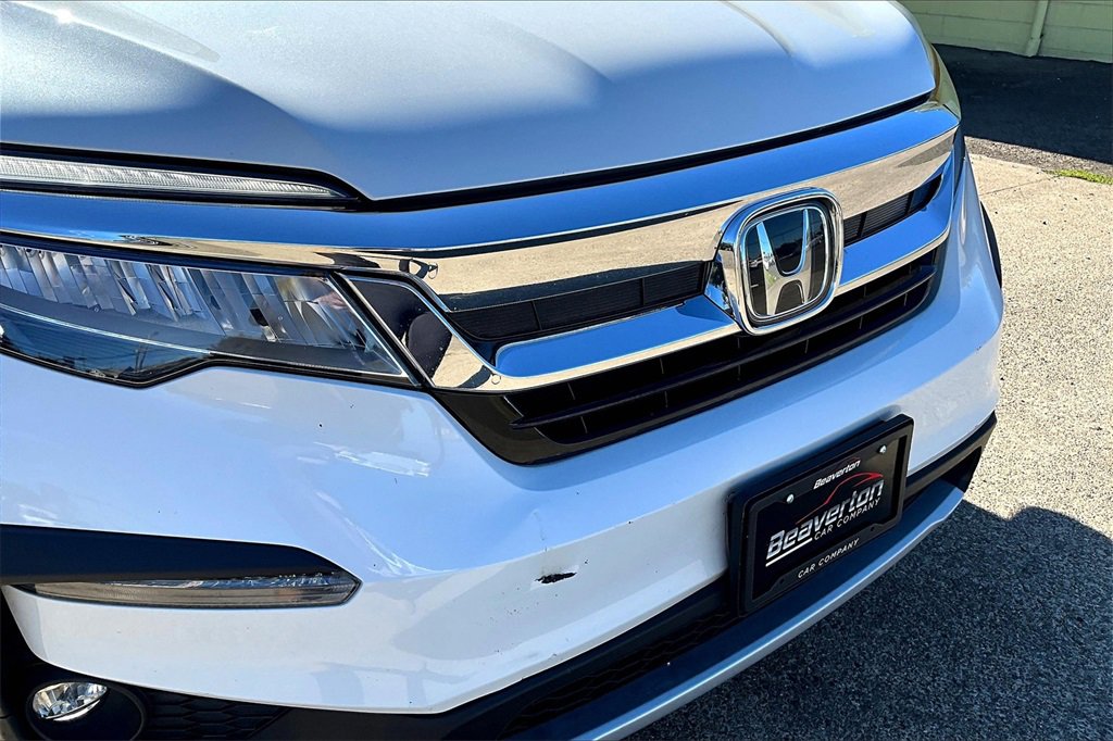 Used 2021 Honda Pilot Elite image 32