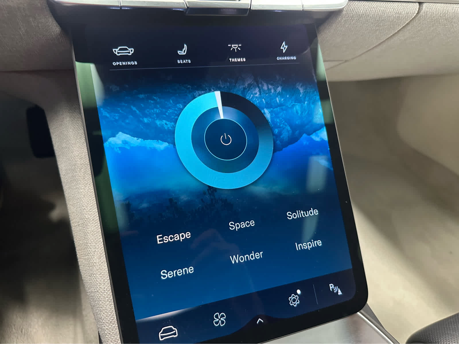 Used 2023 Lucid Air Touring AWD/4WD image 29