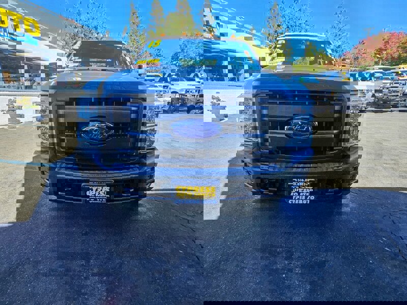 Used 2015 Ford F350 XL w/ Trailer Tow Package image 8