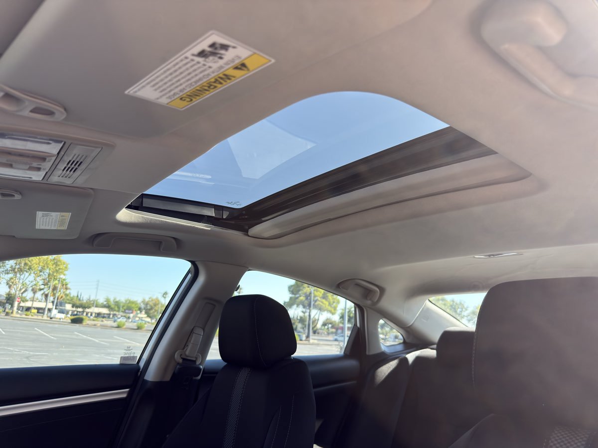 Used 2019 Honda Civic EX image 12