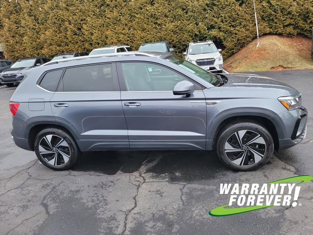 Used 2024 Volkswagen Taos SE image 8