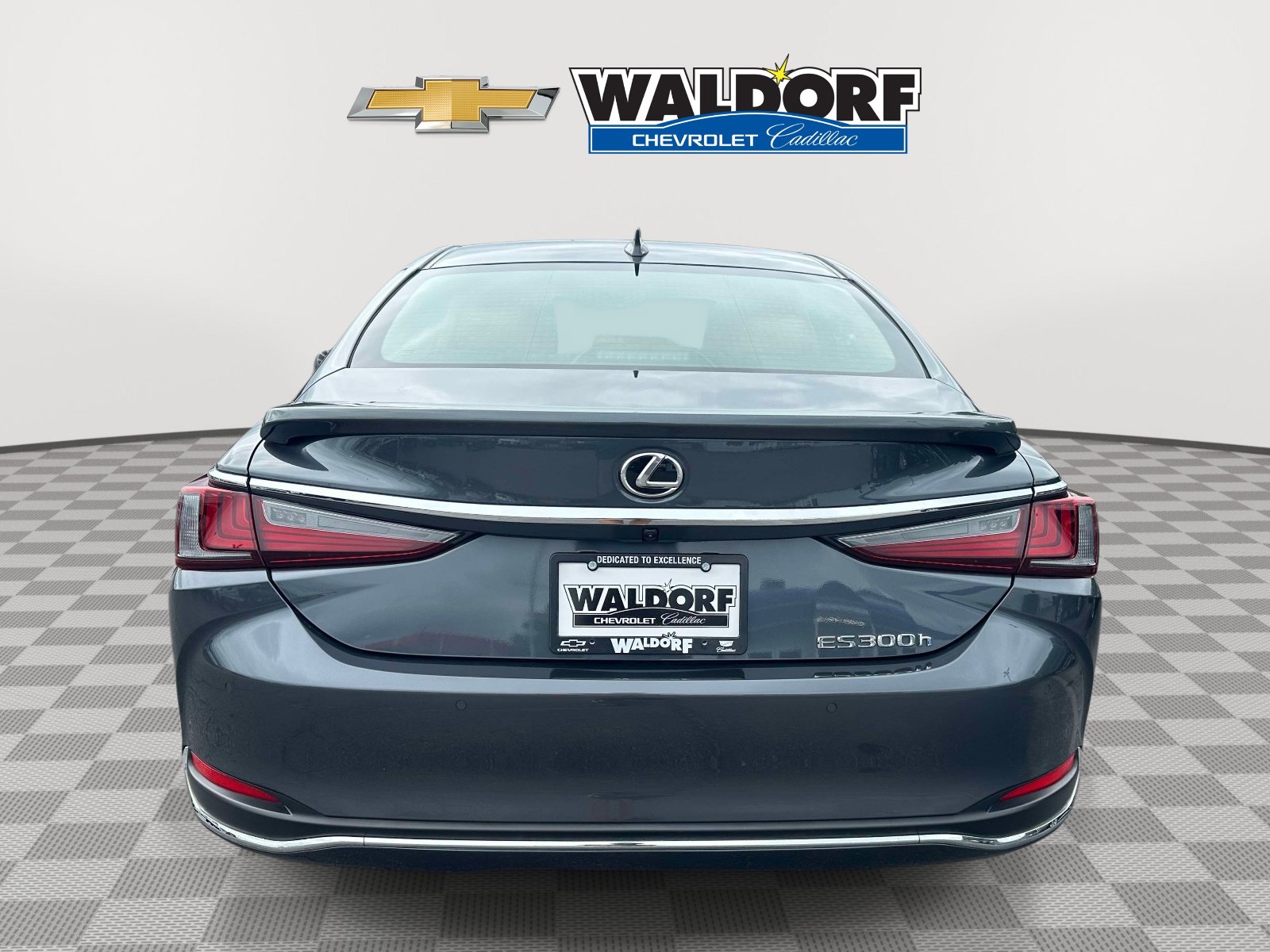 Used 2025 Lexus ES 300h w/ Premium Package FWD image 5
