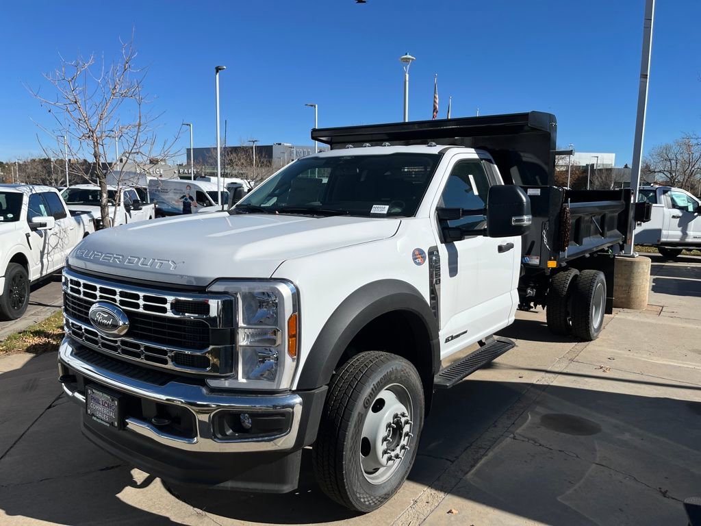 New 2025 Ford F550 4x4 Regular Cab Super Duty image 3
