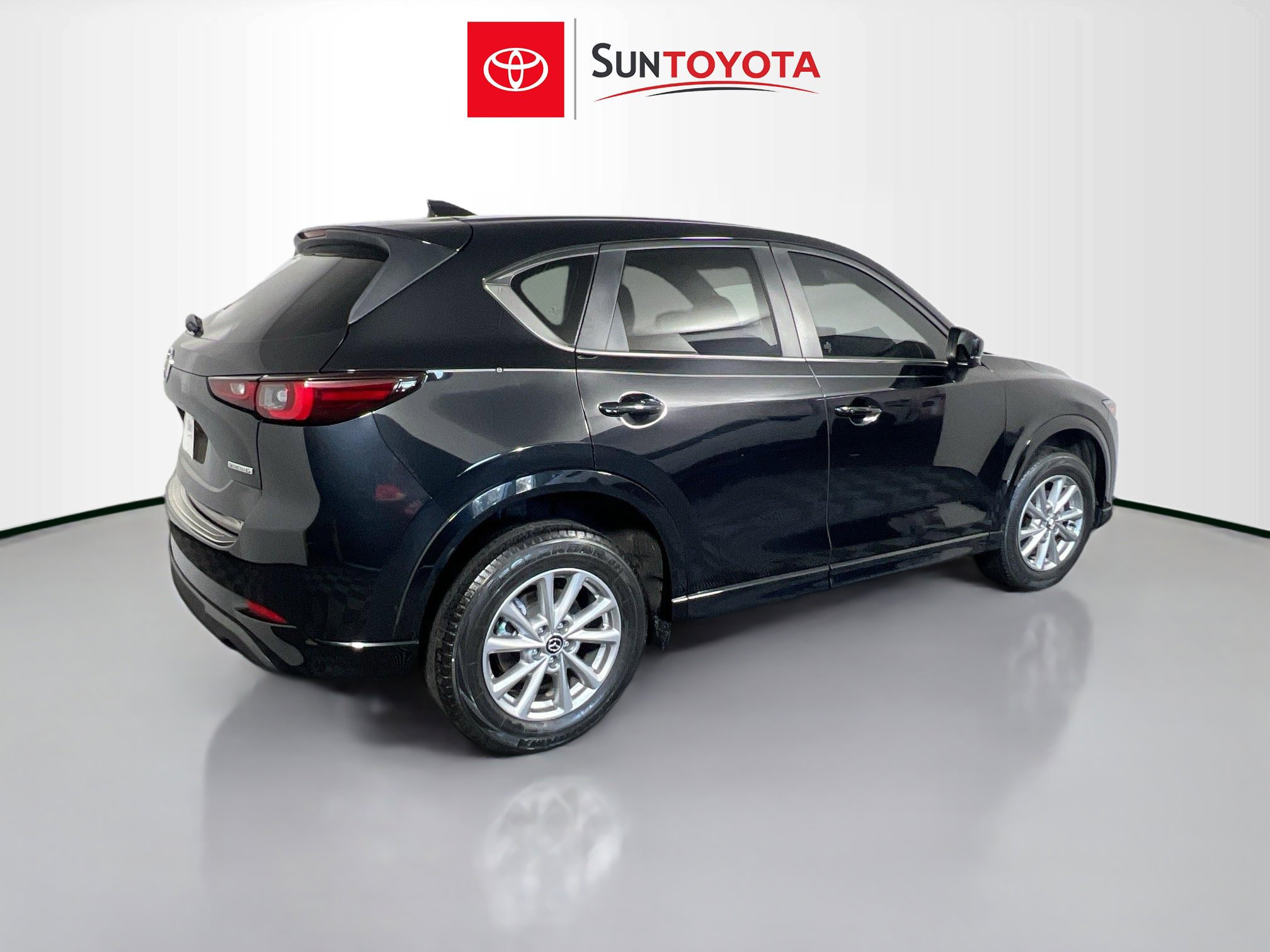 Used 2024 MAZDA CX-5 AWD 2.5 S w/ Preferred Package image 4