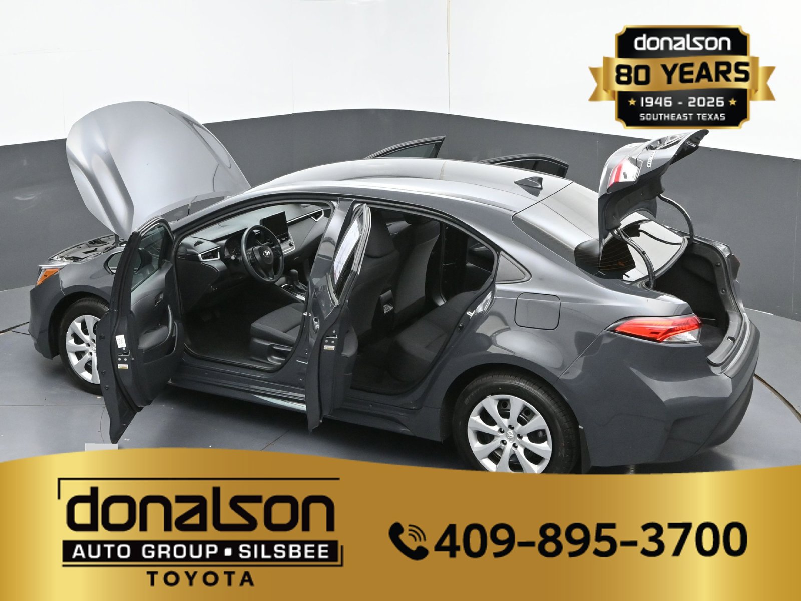 Used 2025 Toyota Corolla LE FWD image 29