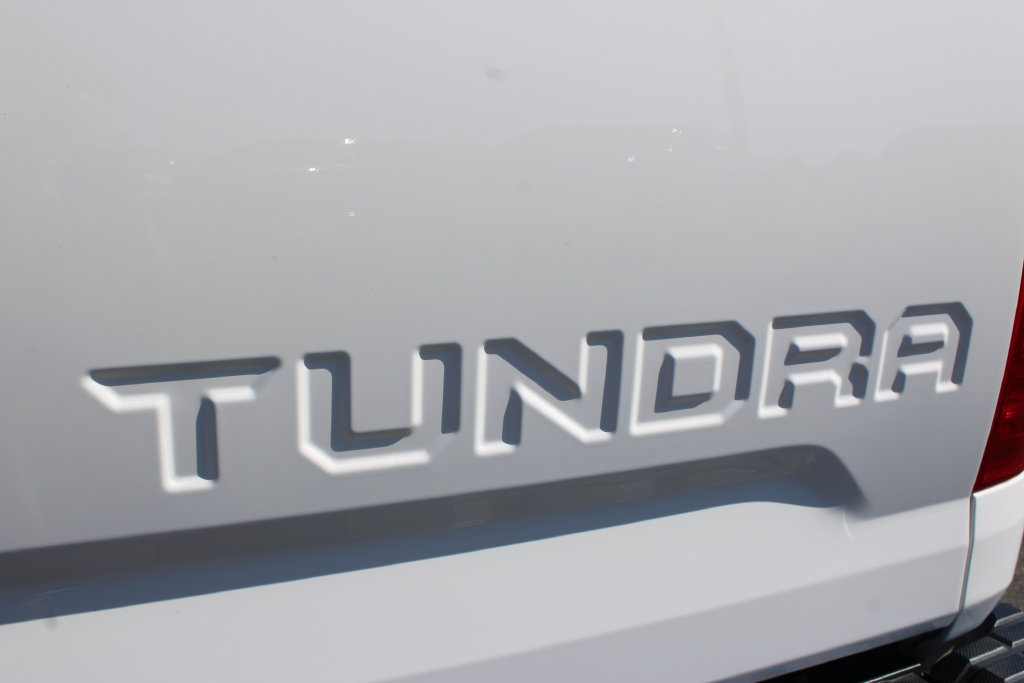 Used 2019 Toyota Tundra SR5 w/ SR5 Upgrade Package AWD/4WD image 21