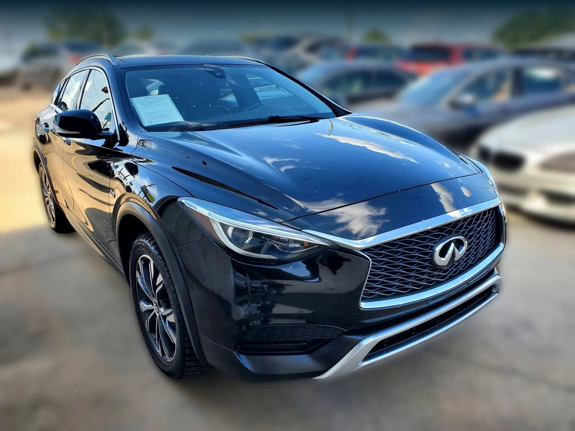 Used 2017 INFINITI QX30 AWD image 17
