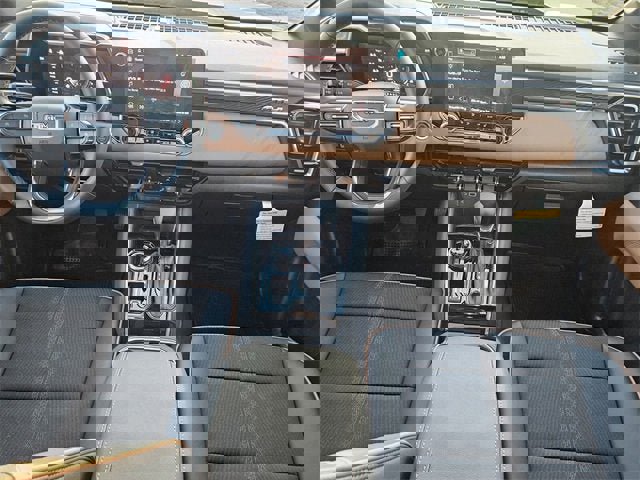 New 2026 GMC Canyon AT4 image 12