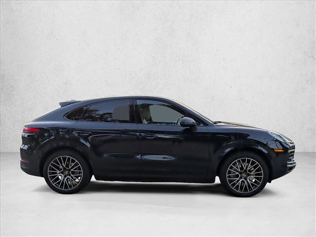 Used 2021 Porsche Cayenne Coupe AWD/4WD image 4