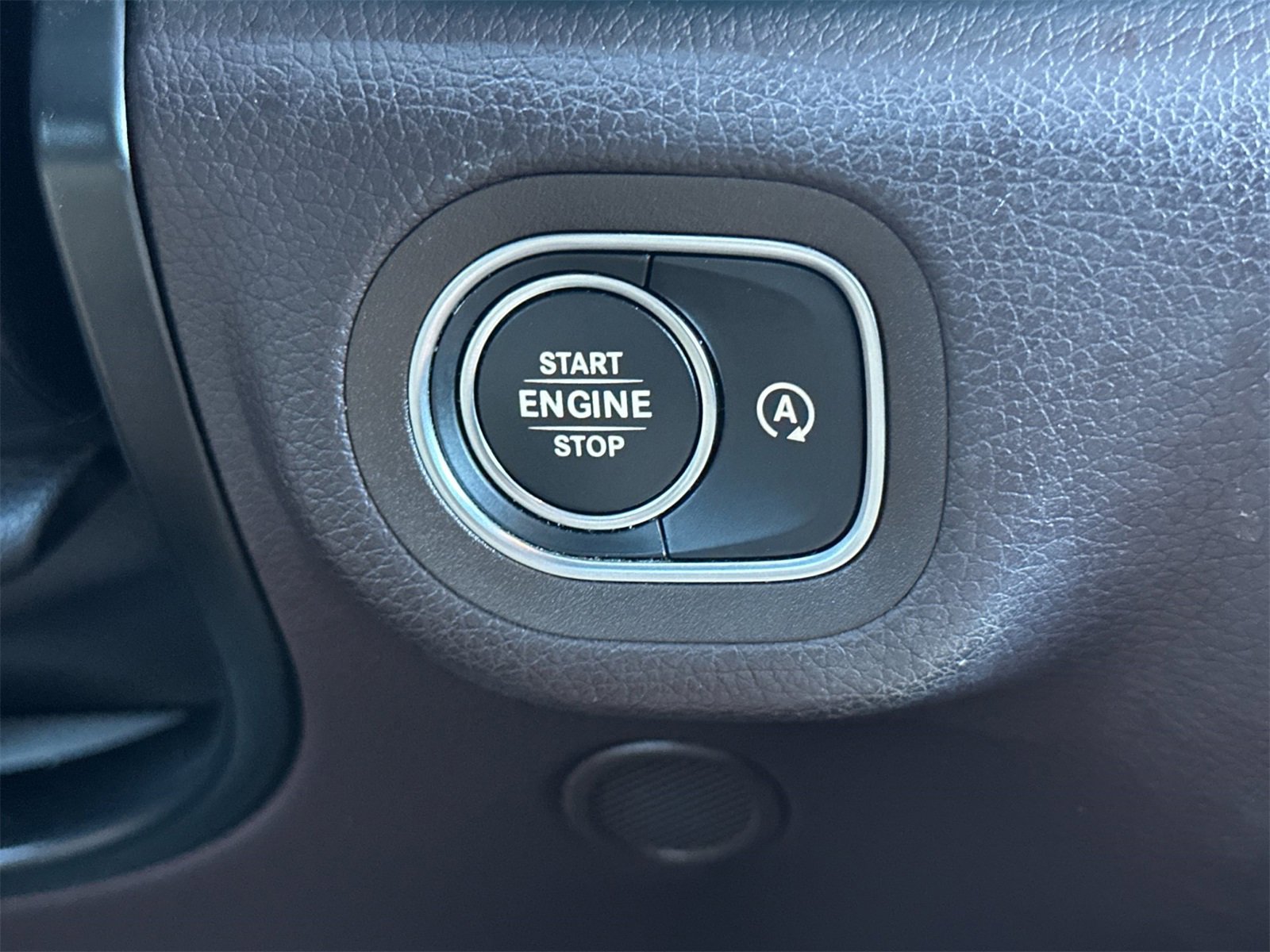 Certified 2023 Mercedes-Benz GLS 450 4MATIC image 27