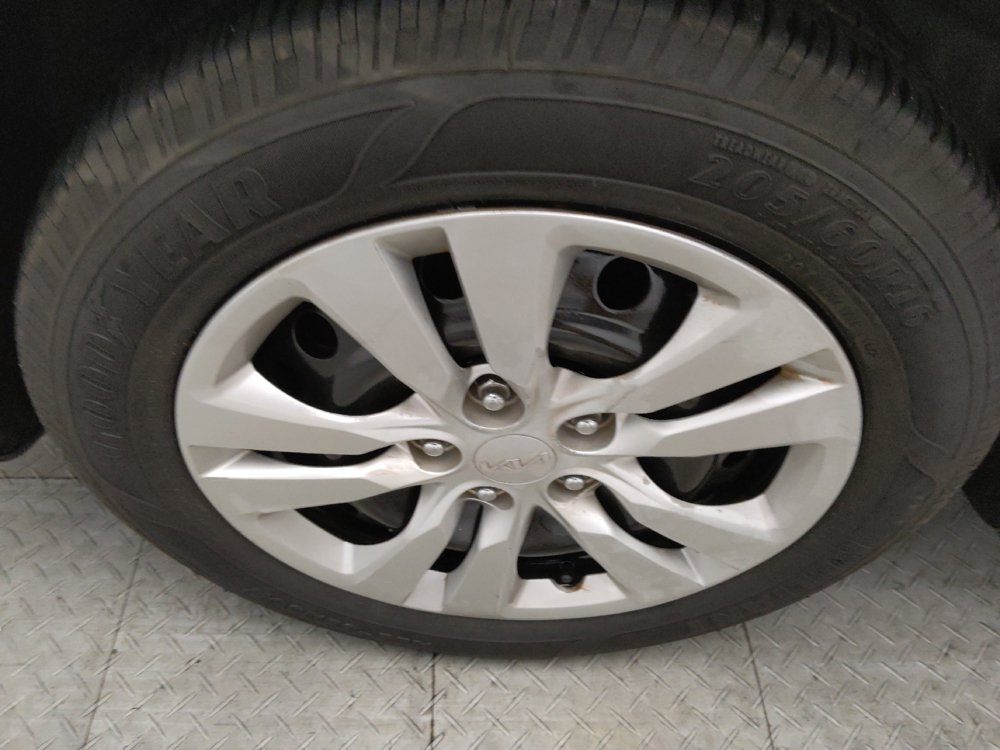 Used 2022 Kia Soul LX FWD image 31