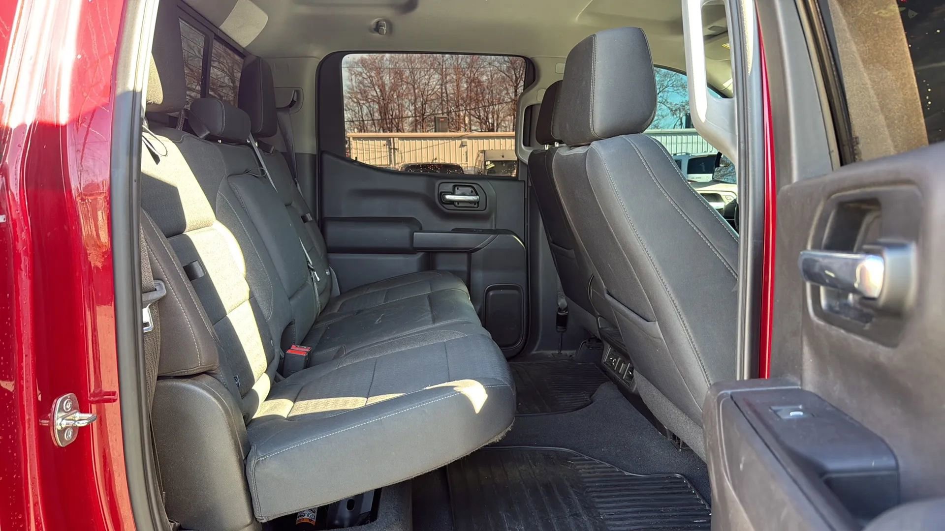 Used 2019 Chevrolet Silverado 1500 LT w/ Texas Edition image 9