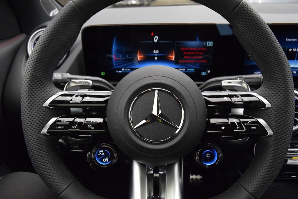 New 2026 Mercedes-Benz GLA 35 AMG 4MATIC image 23