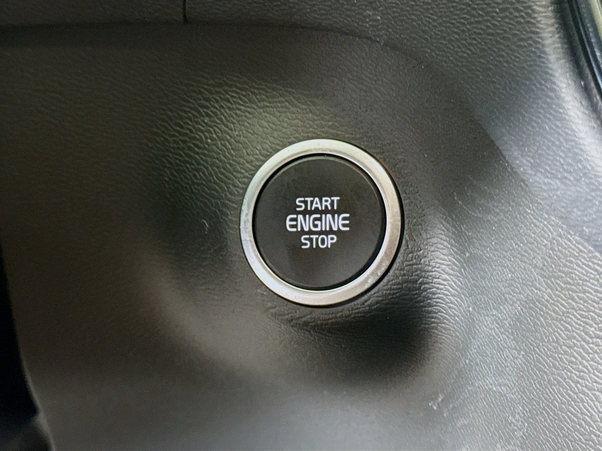 Used 2026 Volvo XC40 B5 Plus AWD/4WD image 21