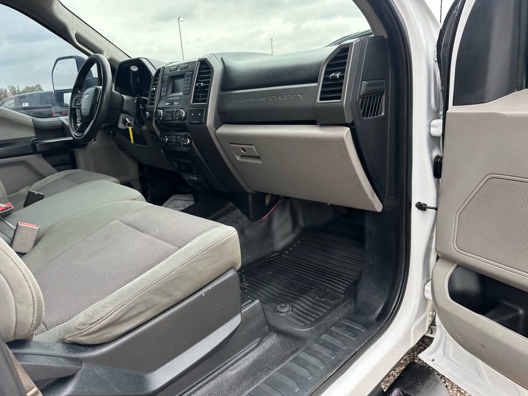Used 2017 Ford F250 XL w/ Power Equipment Group image 12