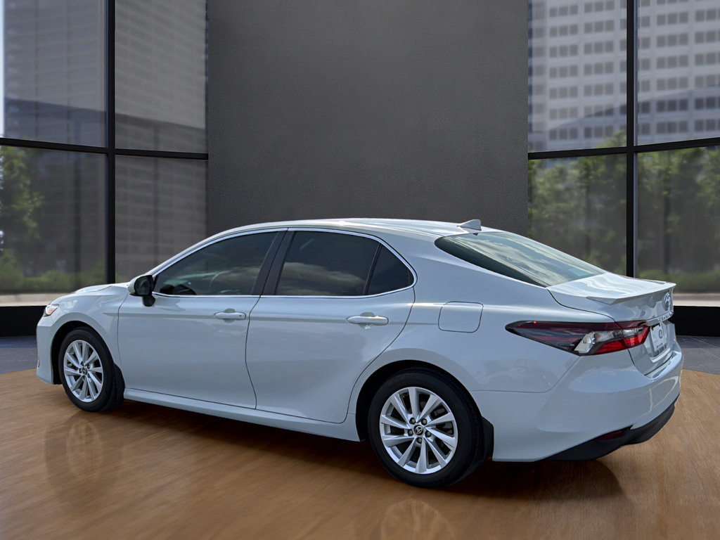 Used 2024 Toyota Camry LE FWD image 14