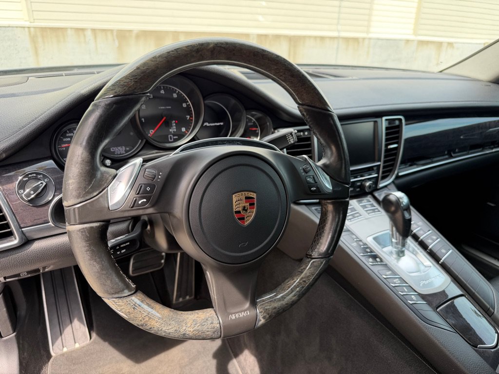 Used 2016 Porsche Panamera Edition w/ Premium Package Plus RWD image 11