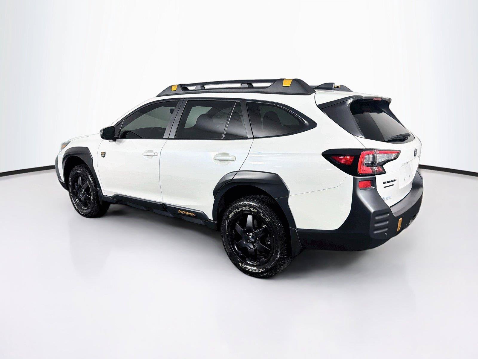 Used 2025 Subaru Outback Wilderness AWD/4WD image 9