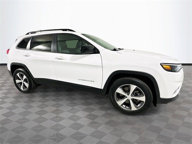 Used 2022 Jeep Cherokee Limited image 8