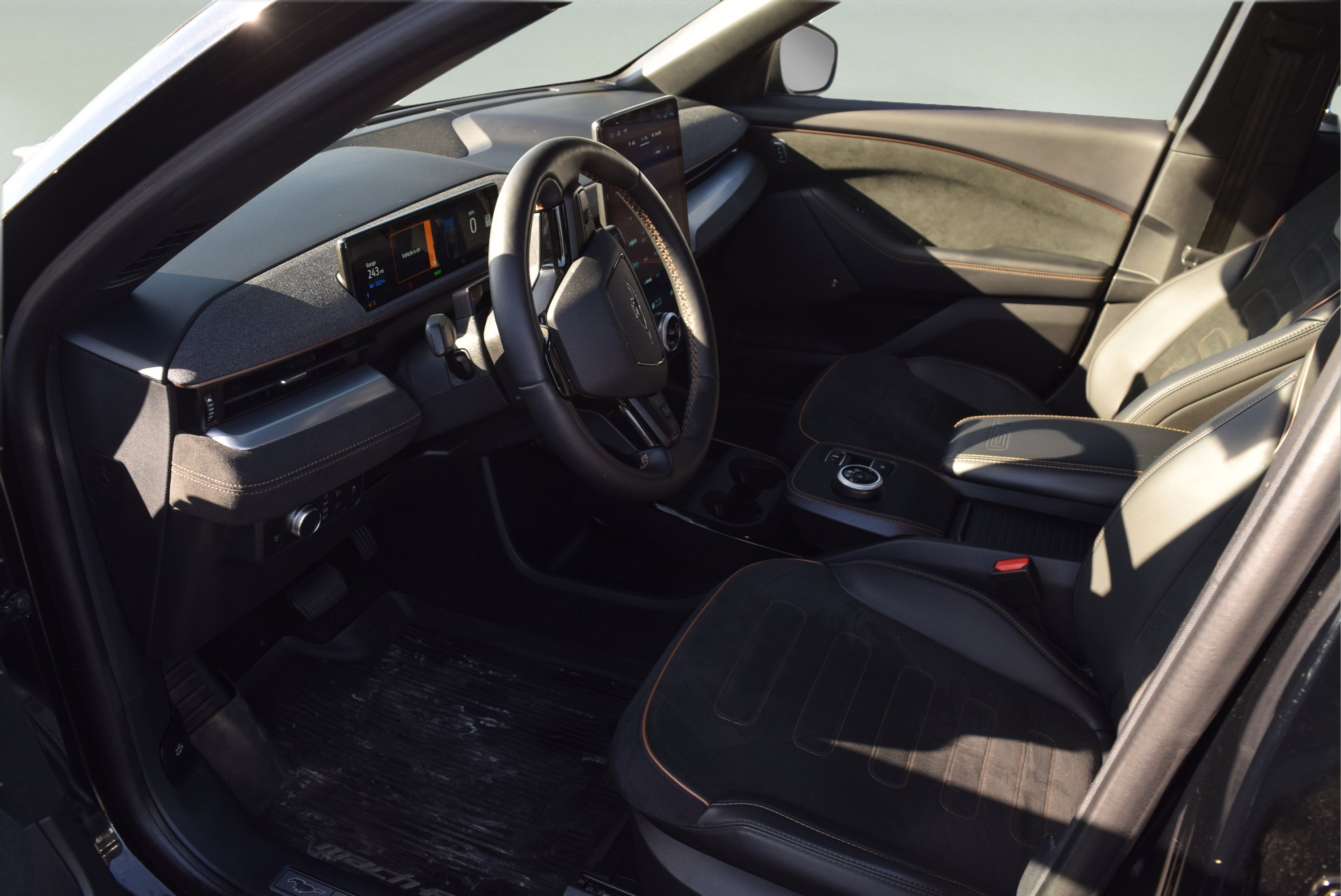 Certified 2022 Ford Mustang Mach-E GT image 12