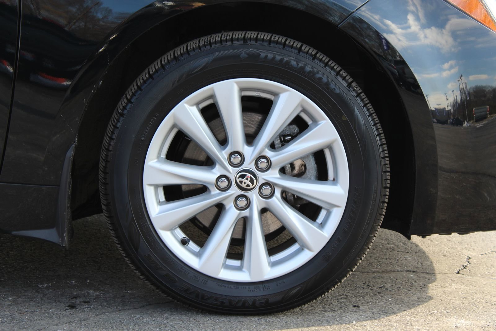 Used 2025 Toyota Corolla SE image 25