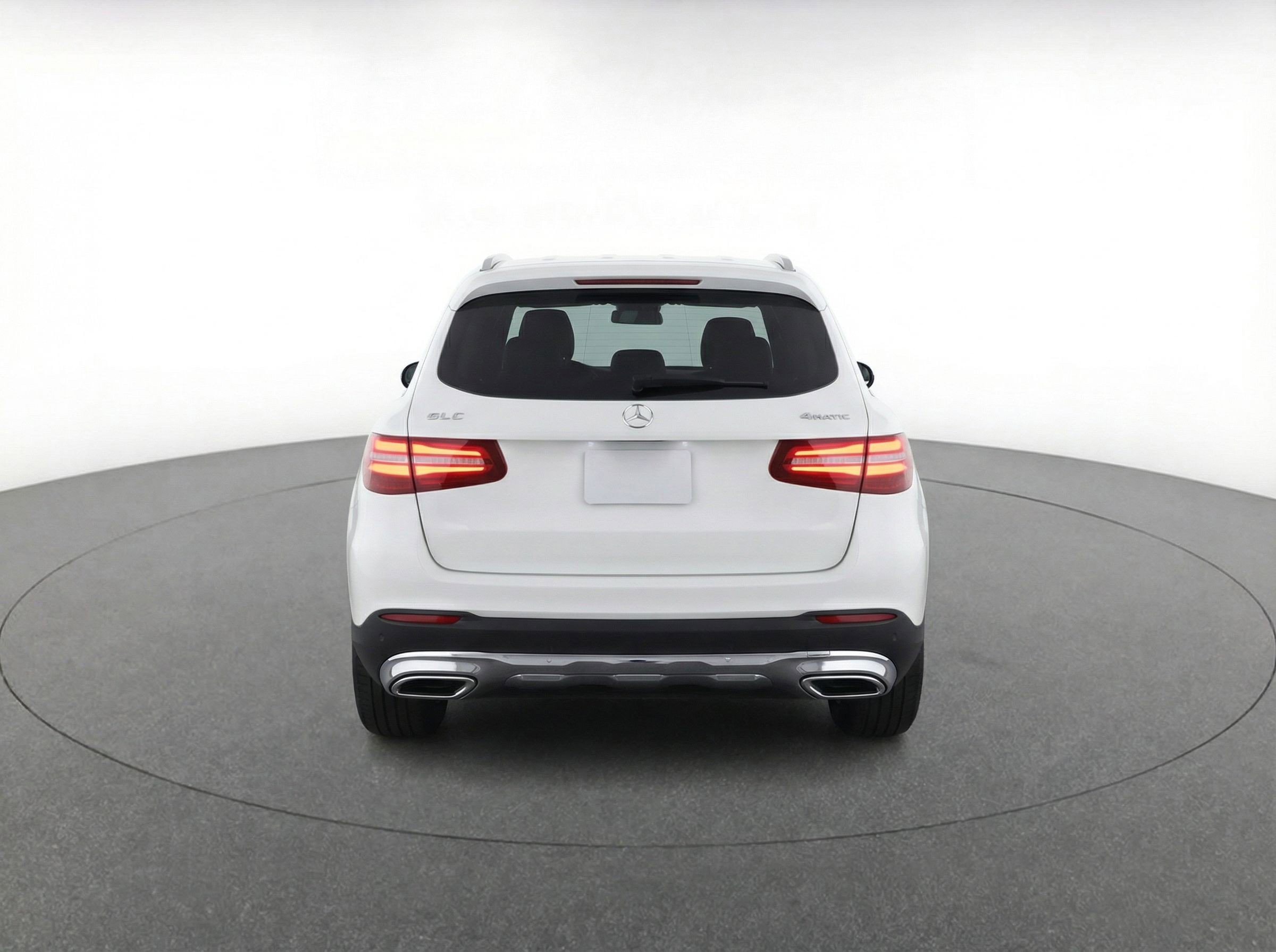 Used 2024 Mercedes-Benz GLC 300 4MATIC image 7