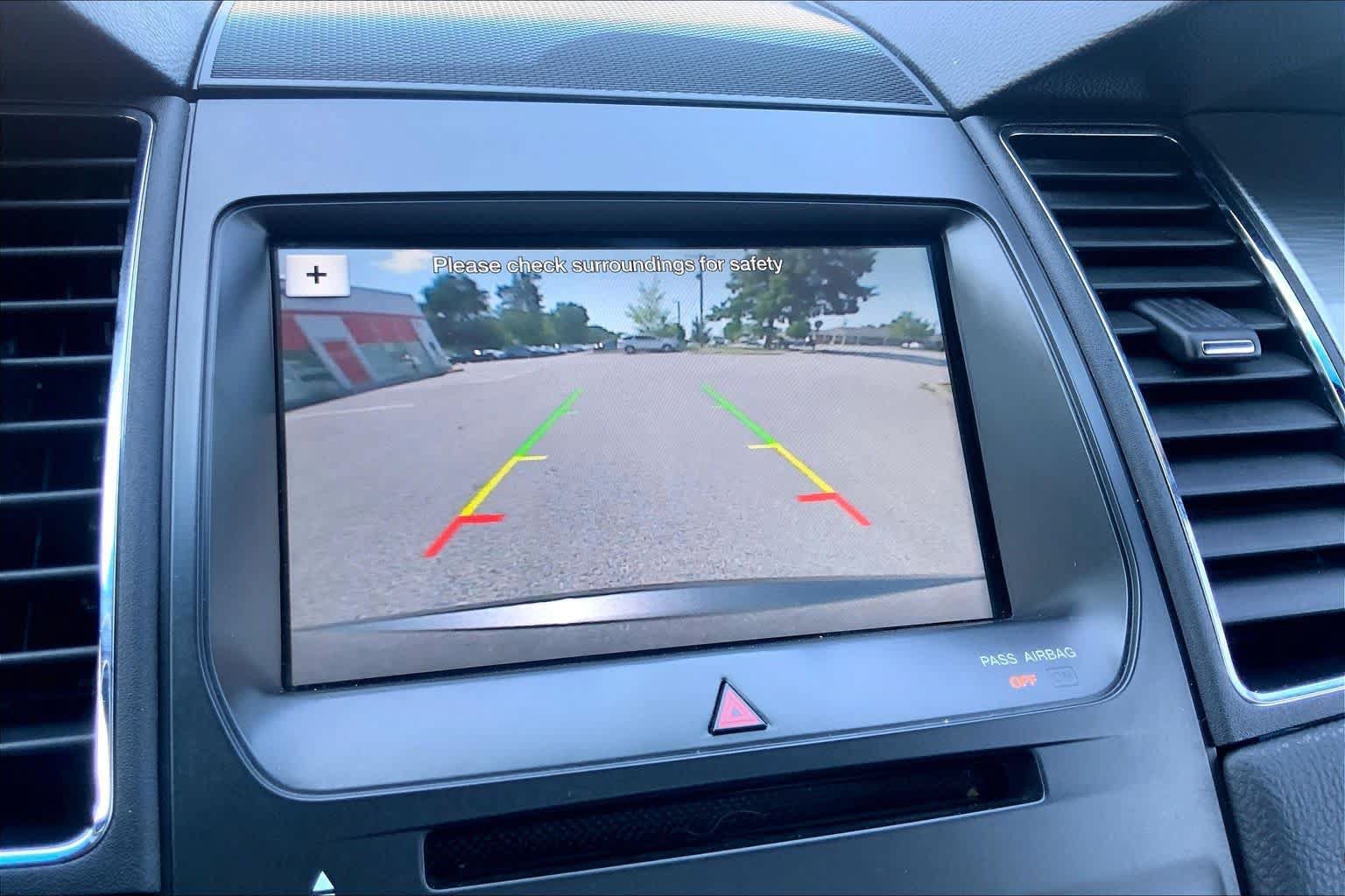 Used 2018 Ford Taurus SEL w/ Equipment Group 201A FWD image 26
