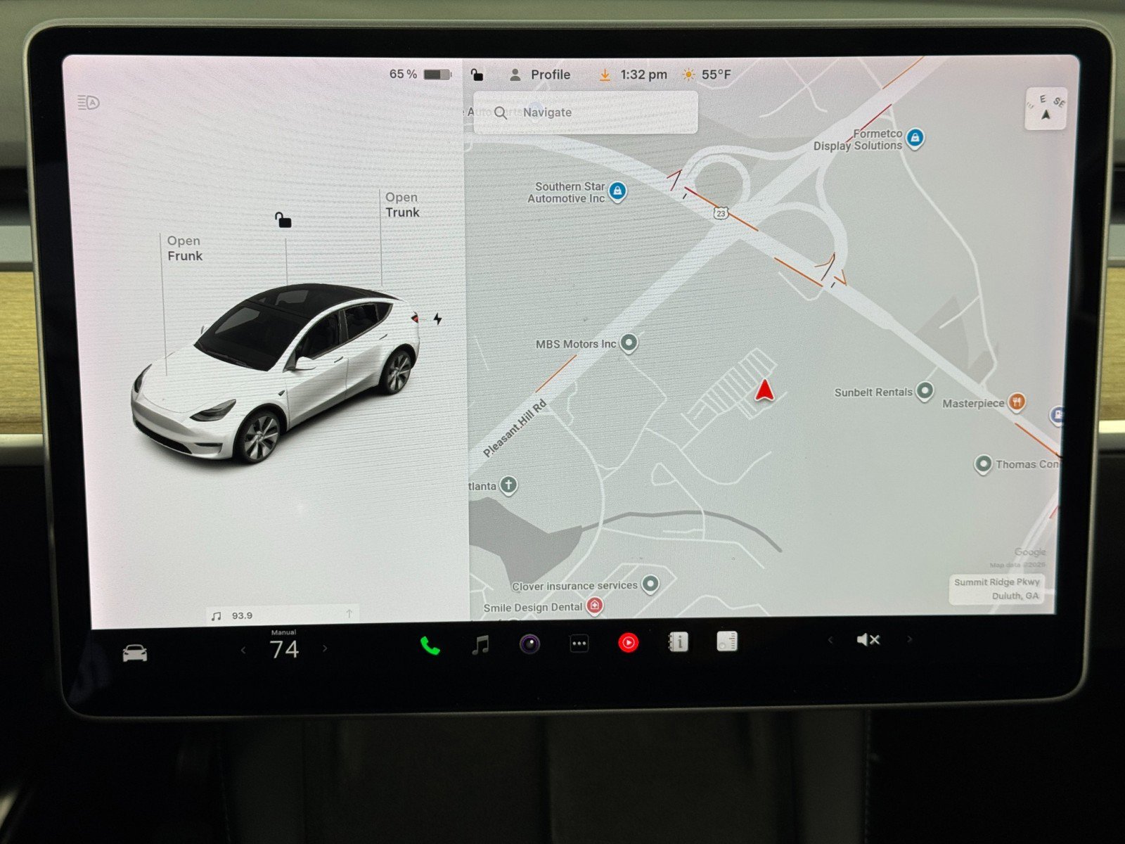 Used 2021 Tesla Model Y Long Range image 21