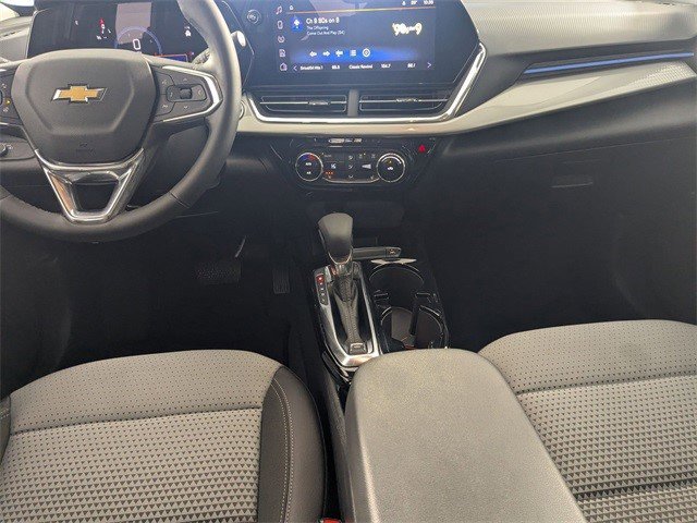 Certified 2025 Chevrolet Trax LT w/ LT Convenience Package image 23