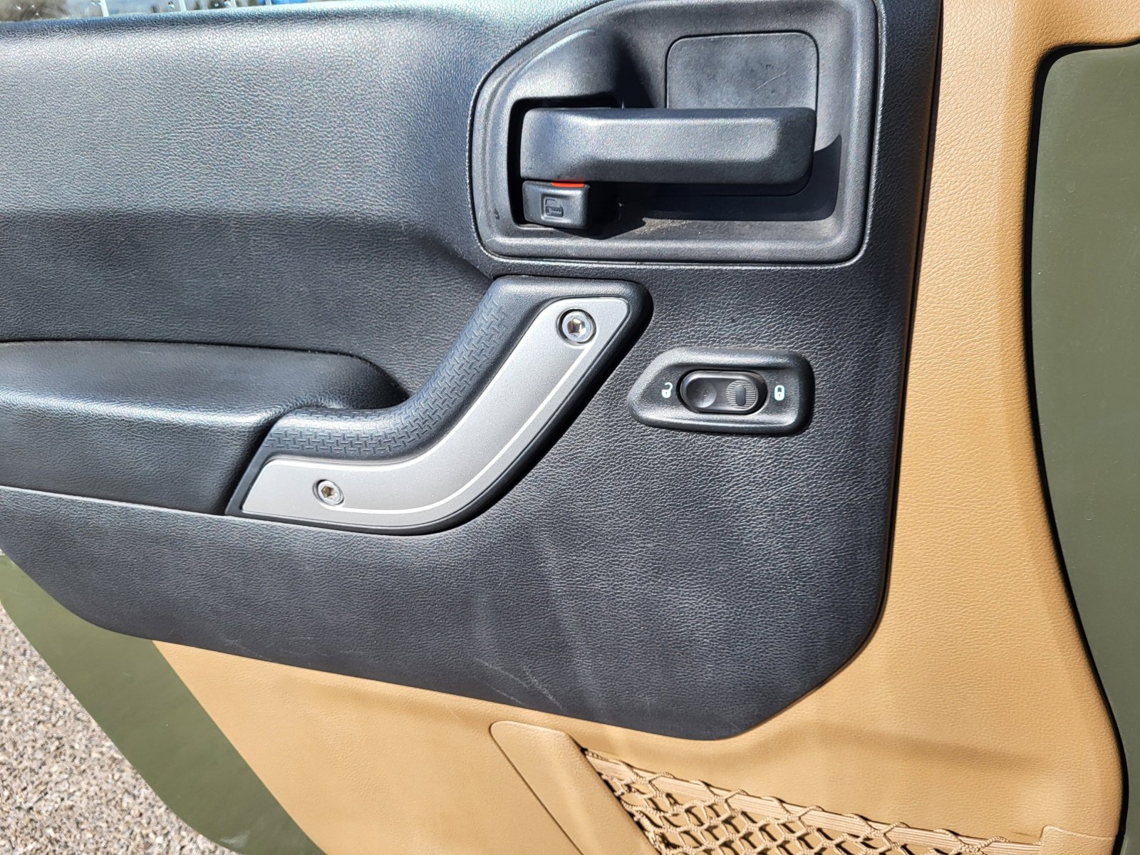 Used 2024 Jeep Wrangler Unlimited Rubicon 4xe image 14