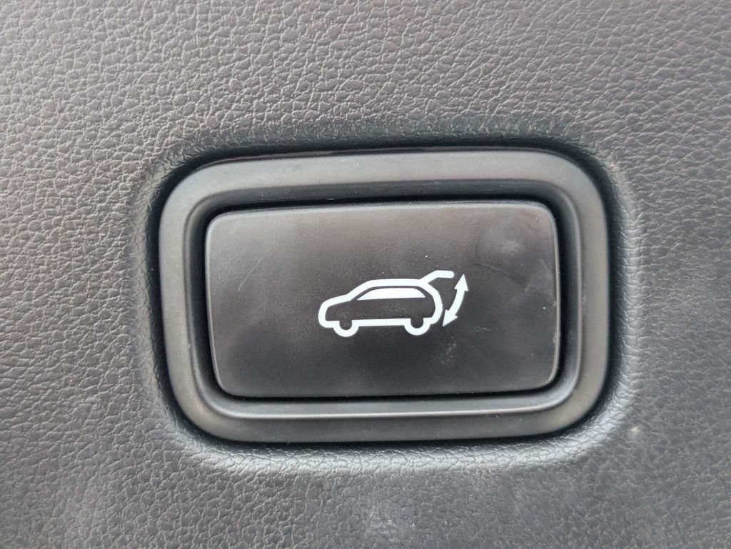 Used 2023 Hyundai Tucson SEL FWD image 16