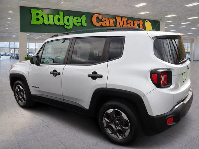 Used 2017 Jeep Renegade Sport w/ Power & Air Group FWD image 5