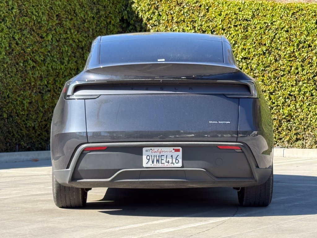 Used 2026 Tesla Model Y AWD image 10